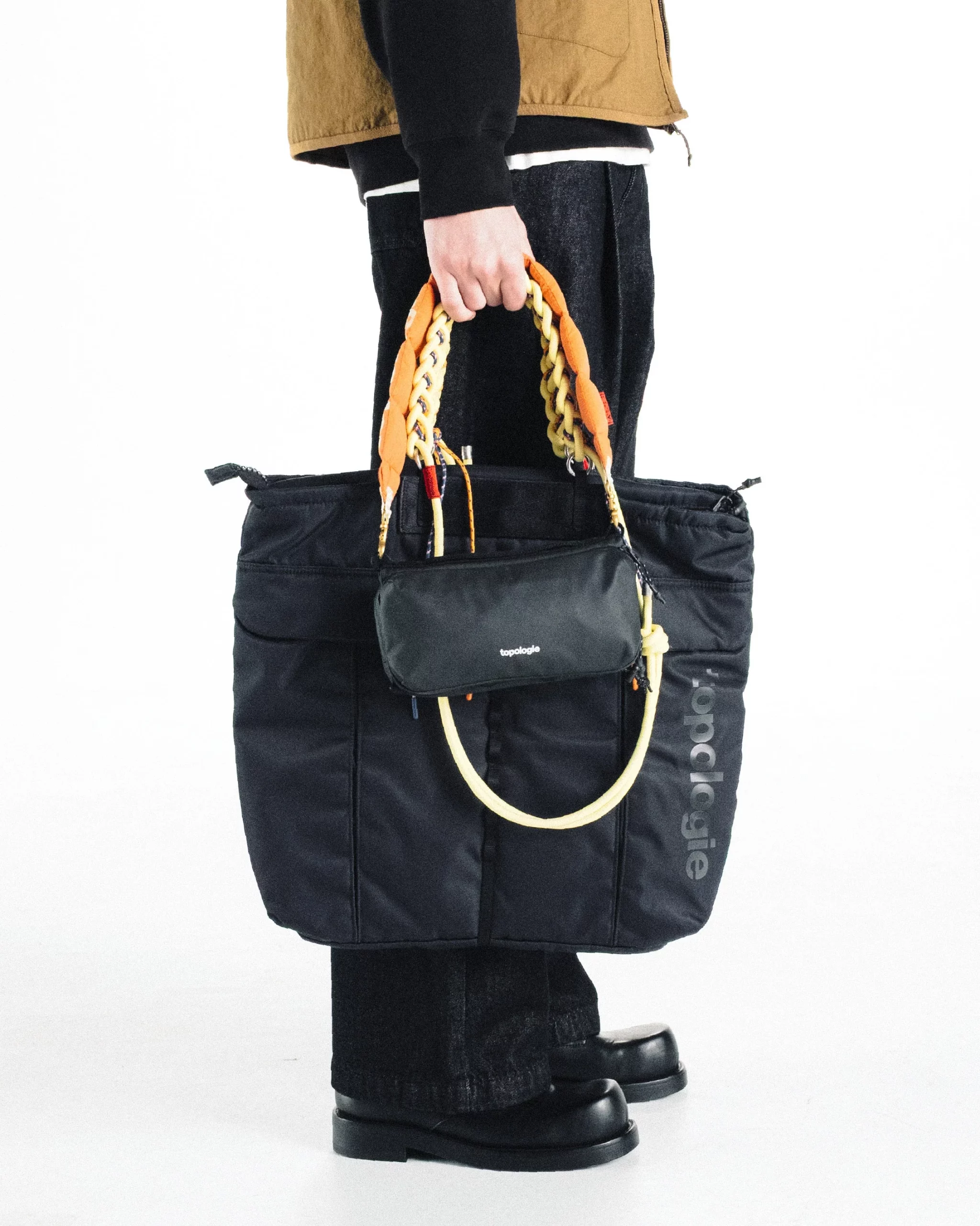 BOTTLEMEDIUMSS x jpg