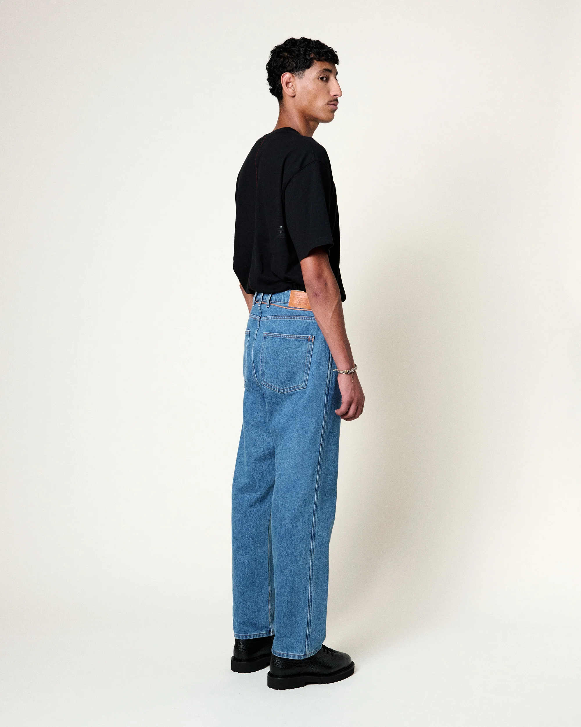 HOMECORE ECOM JABALI ALGO WIDE BLEACHED x jpg